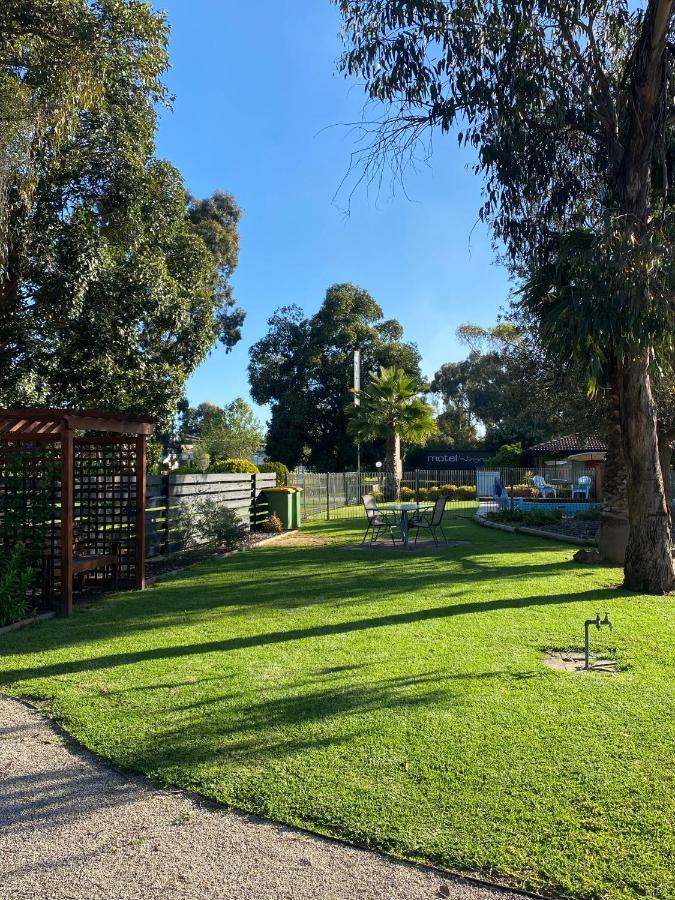 Motel Wingrove Corowa Exterior foto